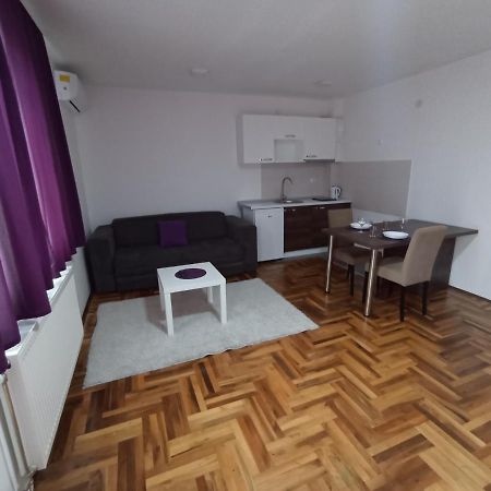 Sunny Apartment Ni Eksteriør billede